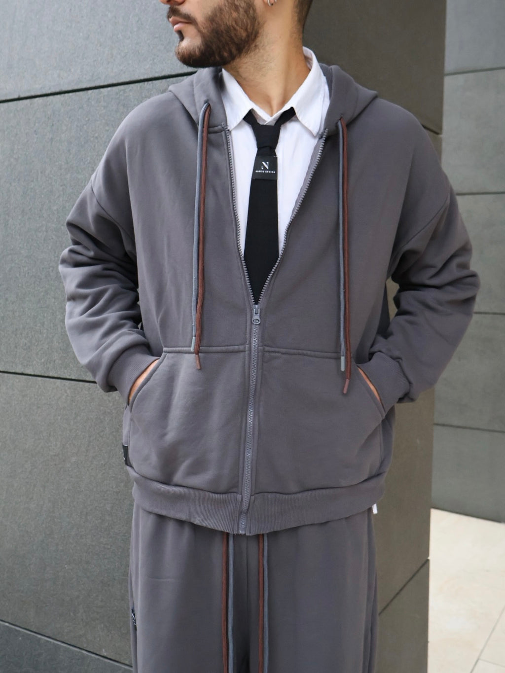 HANORAC CU GLUGĂ ȘI FERMOAR - Gri Antracit